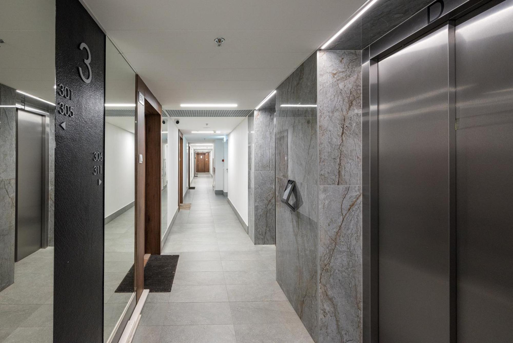 Bright Crystal Premium Apartment Varşovia Exterior foto
